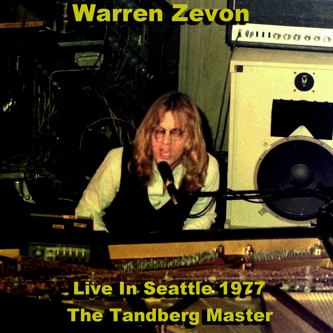 WarrenZevon1977-02-05ParamountTheaterSeattleWA (2).jpg
